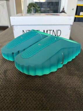 Nike Mind 001 slides in Geode Teal size 12M